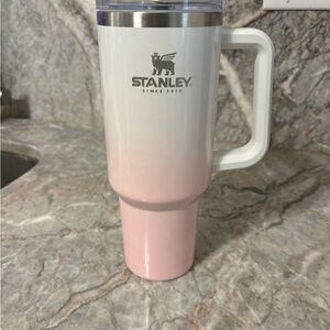 Stanley Parfait Ombre Quencher 40oz Tumbler-used few times